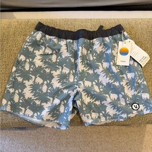 VUORI Men's Cape Shorts, Size M, NWT